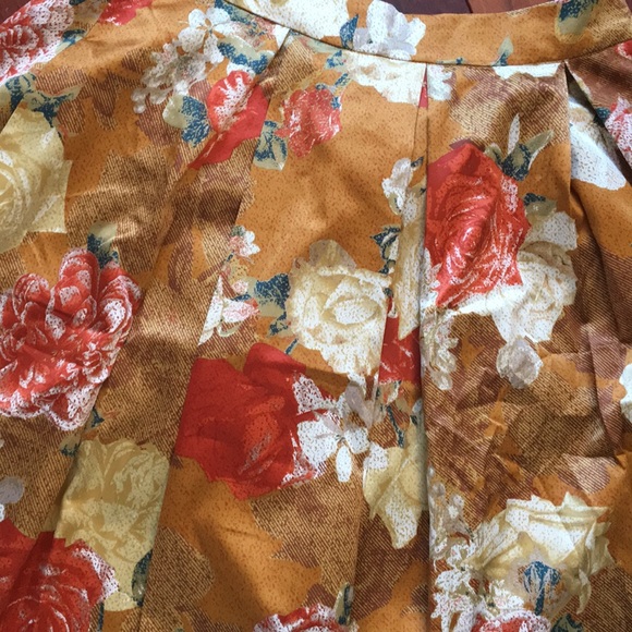 TAHARI ASL Inverted Pleat Floral Skirt Size 6 - Picture 7 of 12